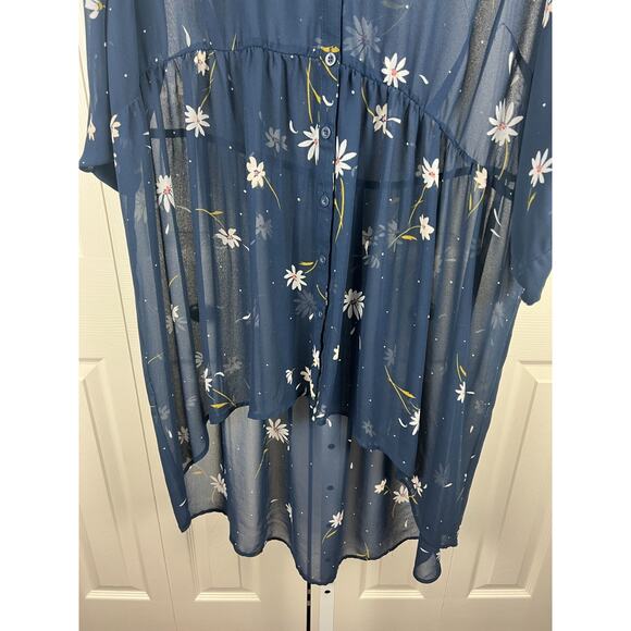 Torrid Size 2 2X 18/20 Blue Chiffon White Daisy Floral Hi-Low 3/4 Sleeve Blouse - Picture 6 of 9